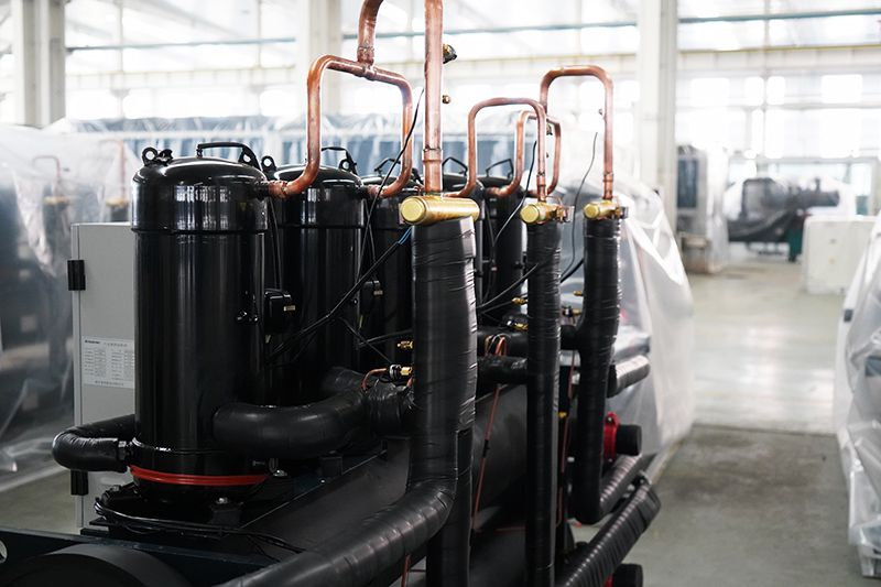 Refroidisseur Scroll refroidi à l'eau et Pompe à chaleur, 70kW-280kW